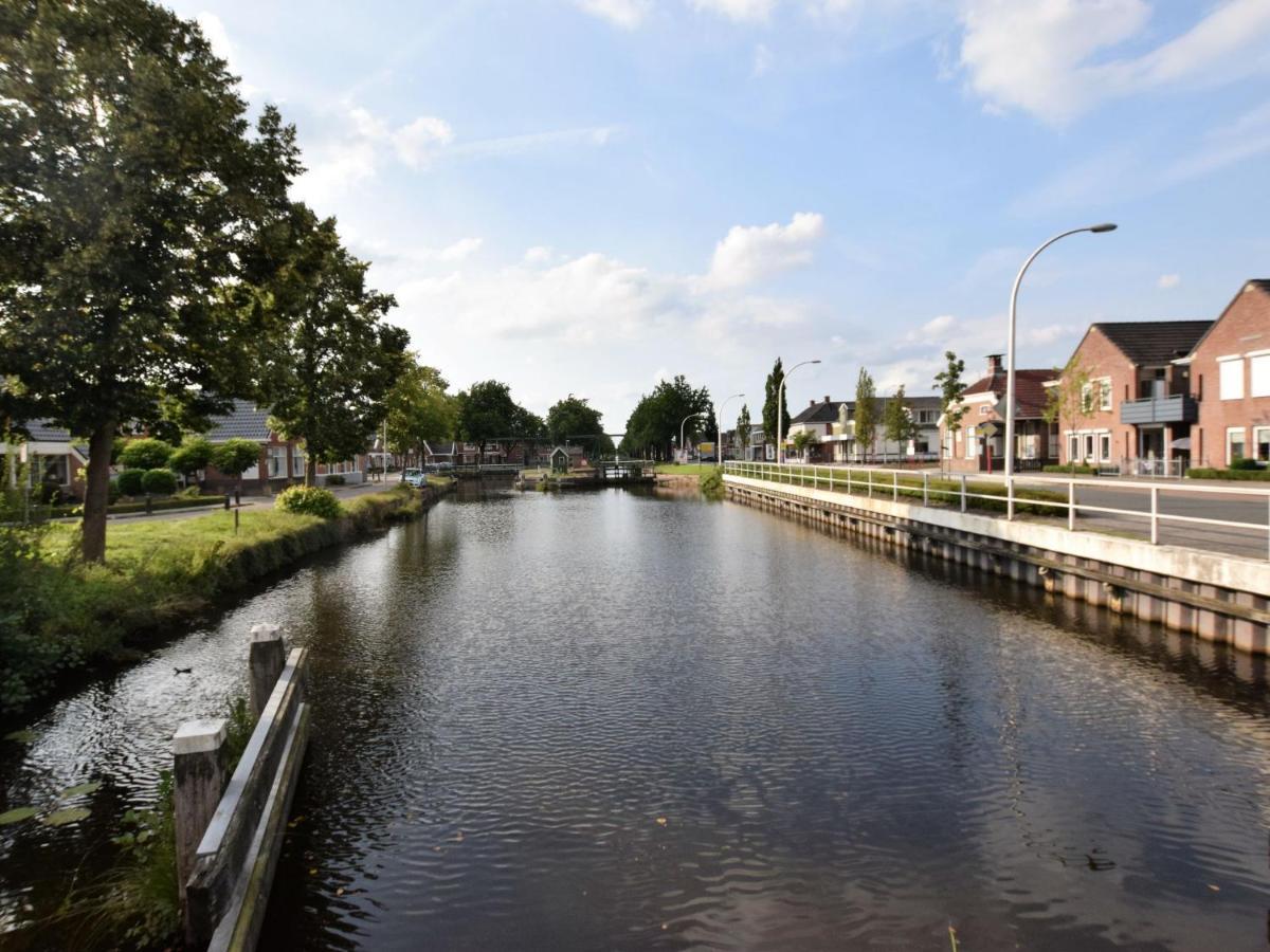 Cozy Holiday Home With A Hot Tub Musselkanaal Extérieur photo